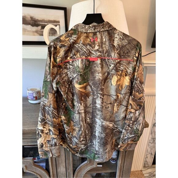 Under Armour NWOT Realtree Camo Pocket Logo Button Down Size Medium - Picture 6 of 8